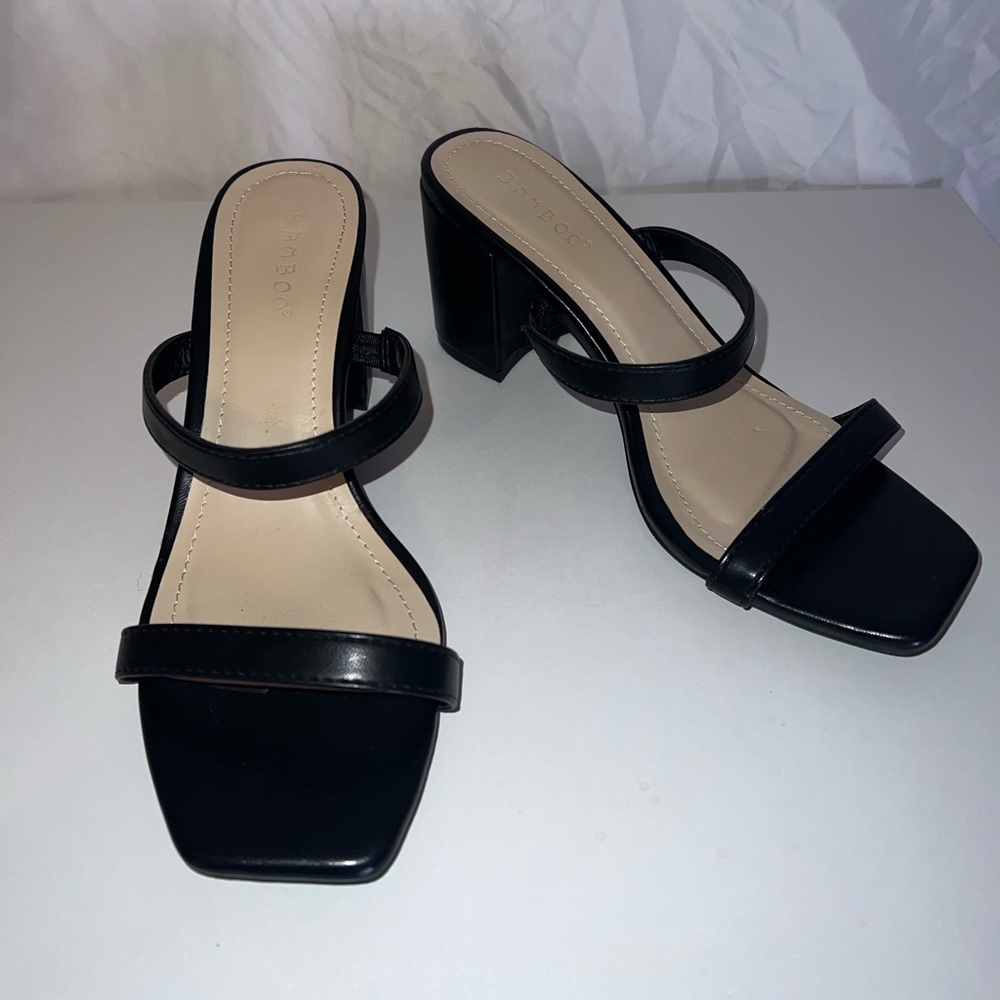 Bamboo Kickback heels, women’s size 6.5